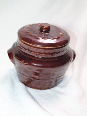Vintage Marcrest Oven Proof Stoneware Daisy Dot Brown Dutch Oven Bean Pot W/Lid